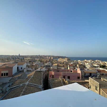 דירות סירקוזה Terrazza Dei Mori - Seaview Terrace In Ortigia מראה חיצוני תמונה