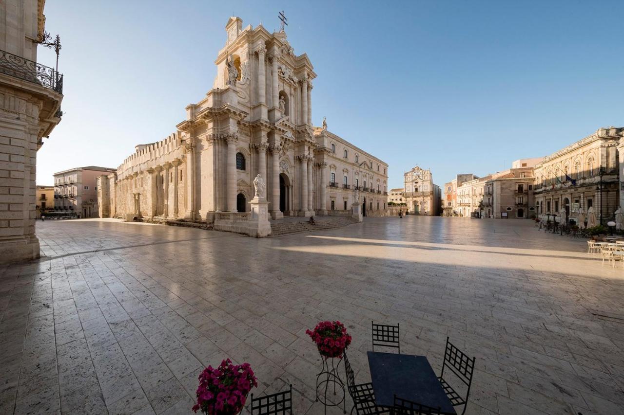 דירות סירקוזה Terrazza Dei Mori - Seaview Terrace In Ortigia מראה חיצוני תמונה
