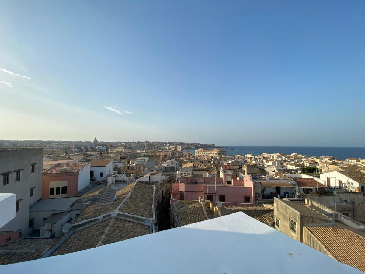 דירות סירקוזה Terrazza Dei Mori - Seaview Terrace In Ortigia מראה חיצוני תמונה